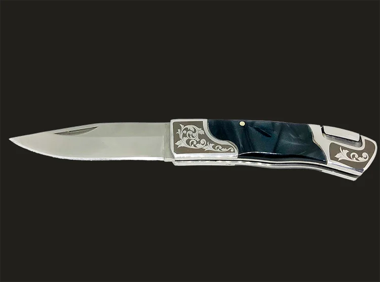 Couteau de poche en argent