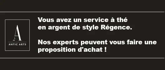 Service à thé en argent de style Régence